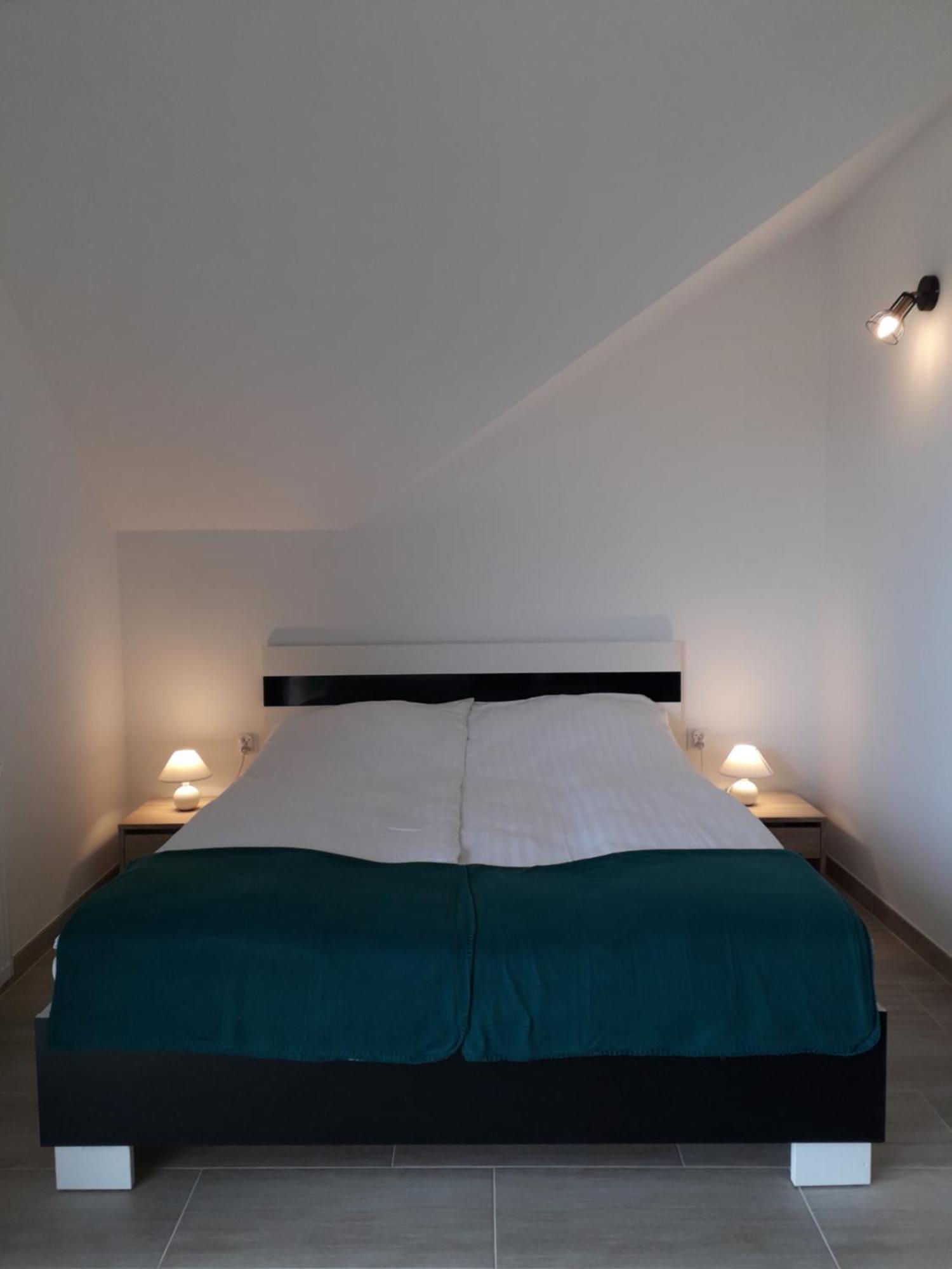 Paprotowka Apartament Wiosenny Paprotno Экстерьер фото