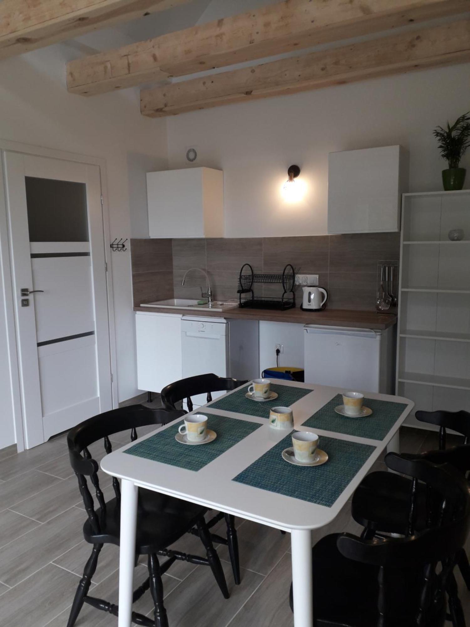 Paprotowka Apartament Wiosenny Paprotno Экстерьер фото